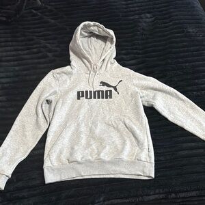 PUMA Women’s Light Gray Hoodie